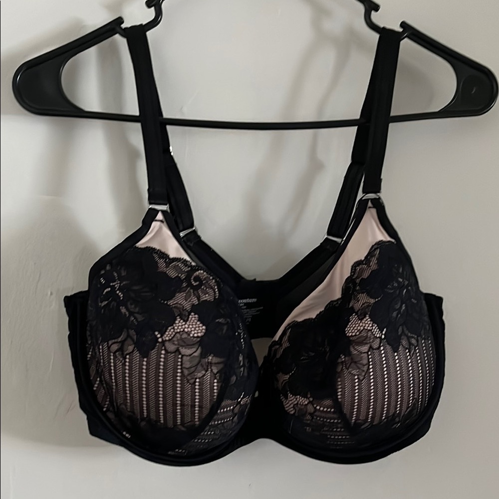 Black and Pale Pink Lace Bra Curvy Counture